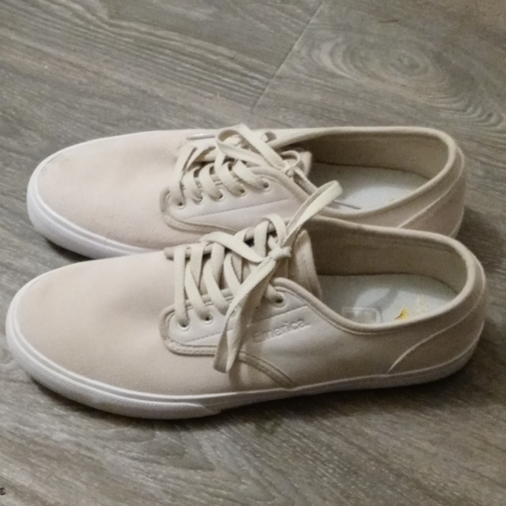 Emerica skateboarding shoes
